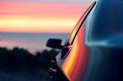 英雄联盟总决赛2025-命运交汇之夜，当国家的门线救赎与欧冠的指尖神迹同频