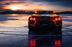 英雄联盟总决赛-封印破碎！广东队对阵湖人，莫兰特一役成千古绝唱，时空交错见证篮球终极答案