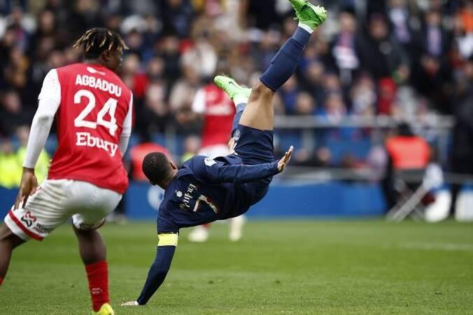 关于雷恩客场惨败，法甲战绩难上名次的信息