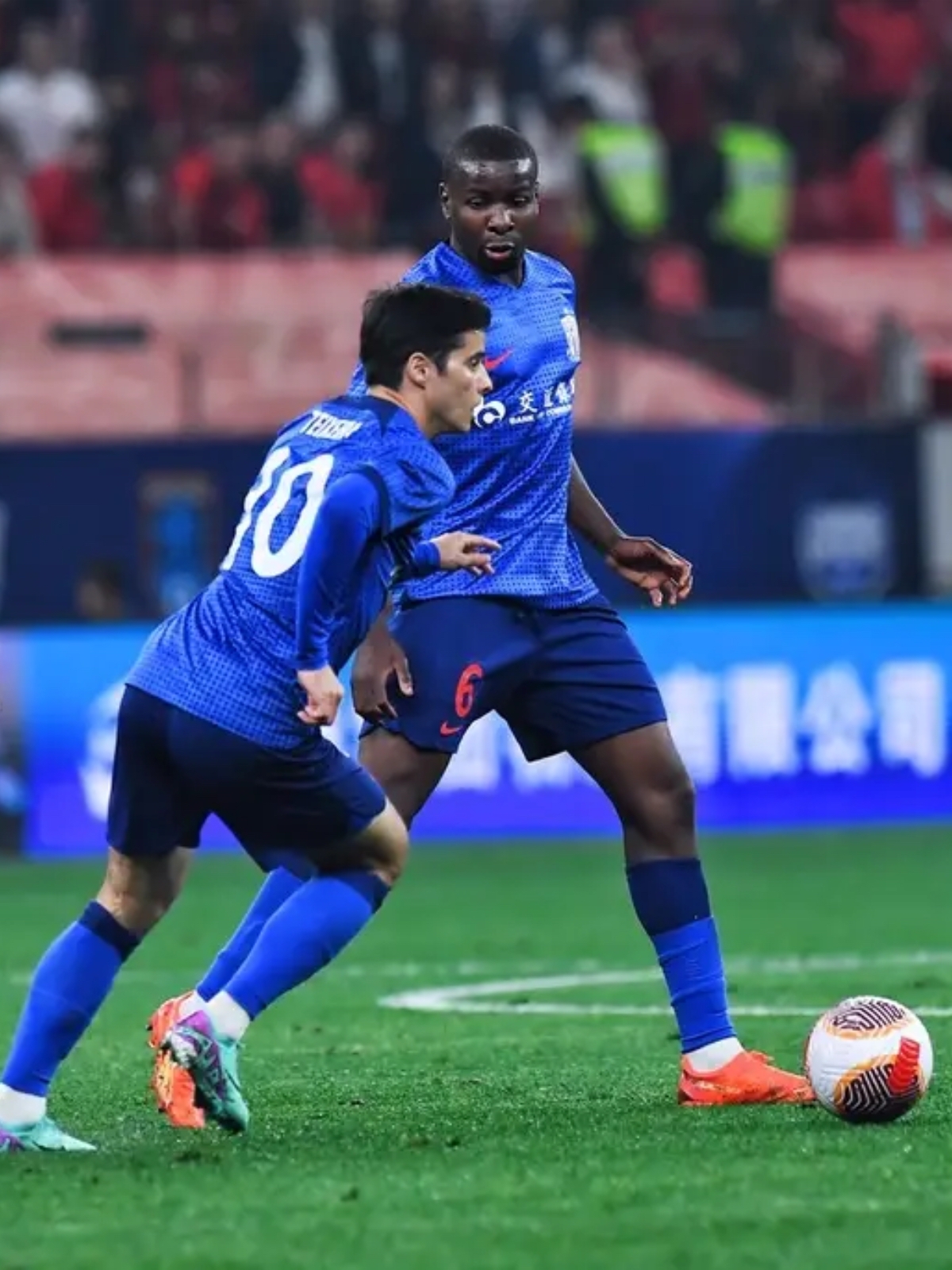 包含广州恒大战胜辽宁沈阳,保持不败纪录继续领跑的词条 包含广州恒大战胜辽宁沈阳,保持不败纪录继续领跑的词条