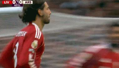 利物浦客场逆转,豪取三连胜 利物浦客场逆转,豪取三连胜