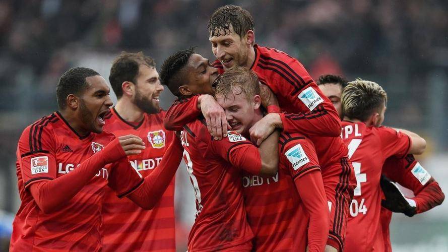 弗赖堡客场逆袭斯图加特，积分反超第六的简单介绍