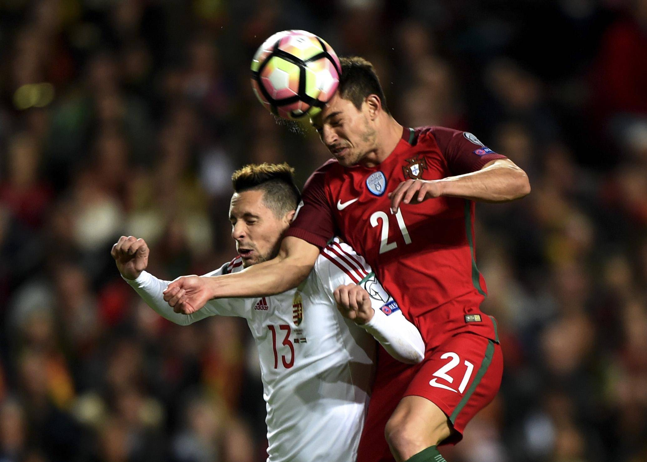 包含匈牙利绝杀威尔士:欧国联比赛充满悬念的词条 包含匈牙利绝杀威尔士:欧国联比赛充满悬念的词条