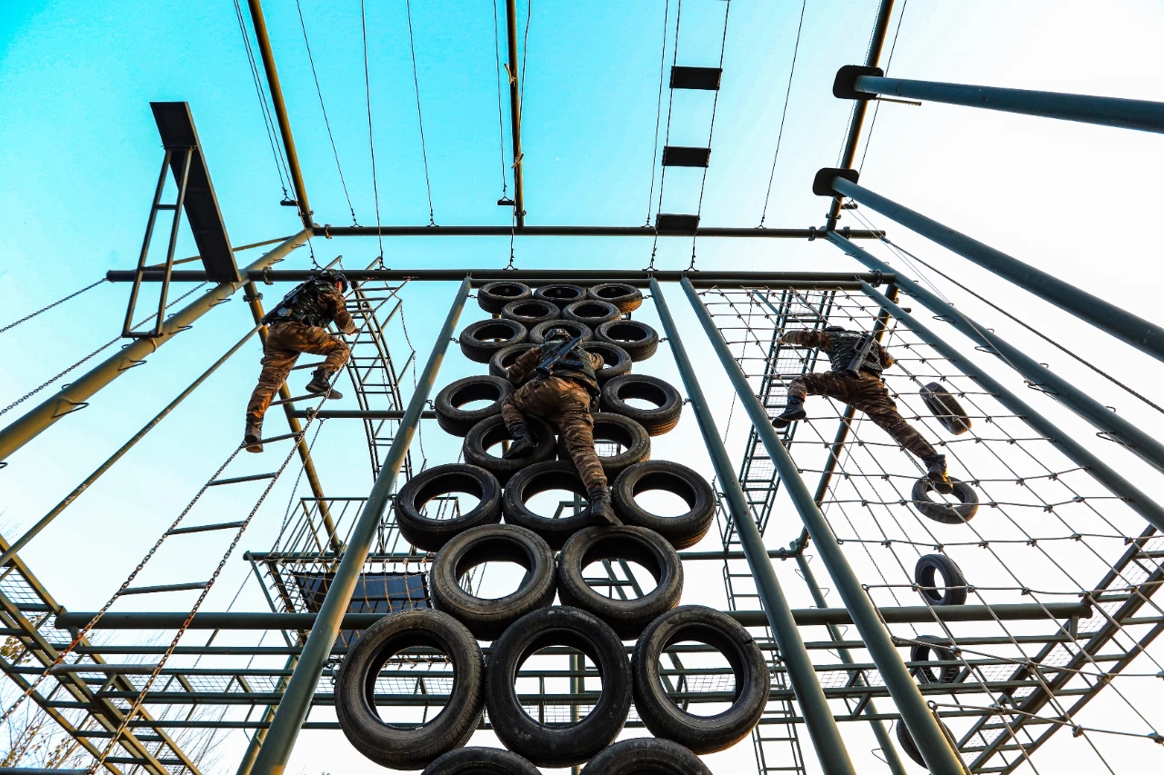 关于战术演练精益求精，球队整体实力提升的信息