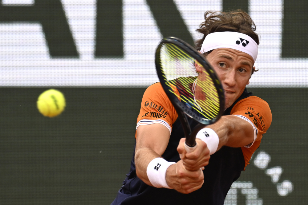 法网鏖战年终总决赛，鲁德高光表现