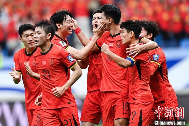 中国队绝杀韩国队,梁靖崑扛起全队 中国队绝杀韩国队,梁靖崑扛起全队