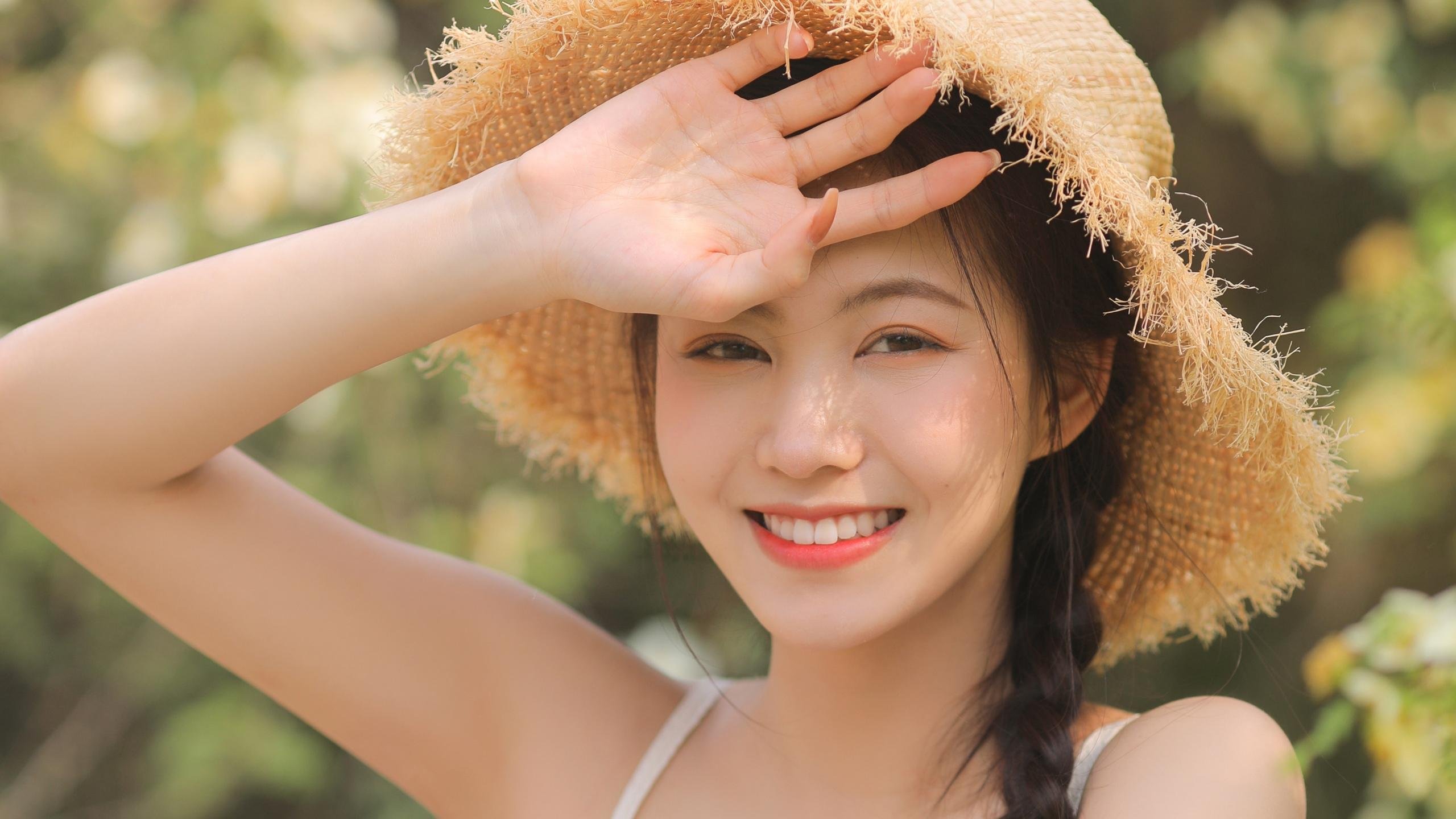 德甲炼狱与王座，关键先生法比尼奥，捧起那座命定的沙拉盘