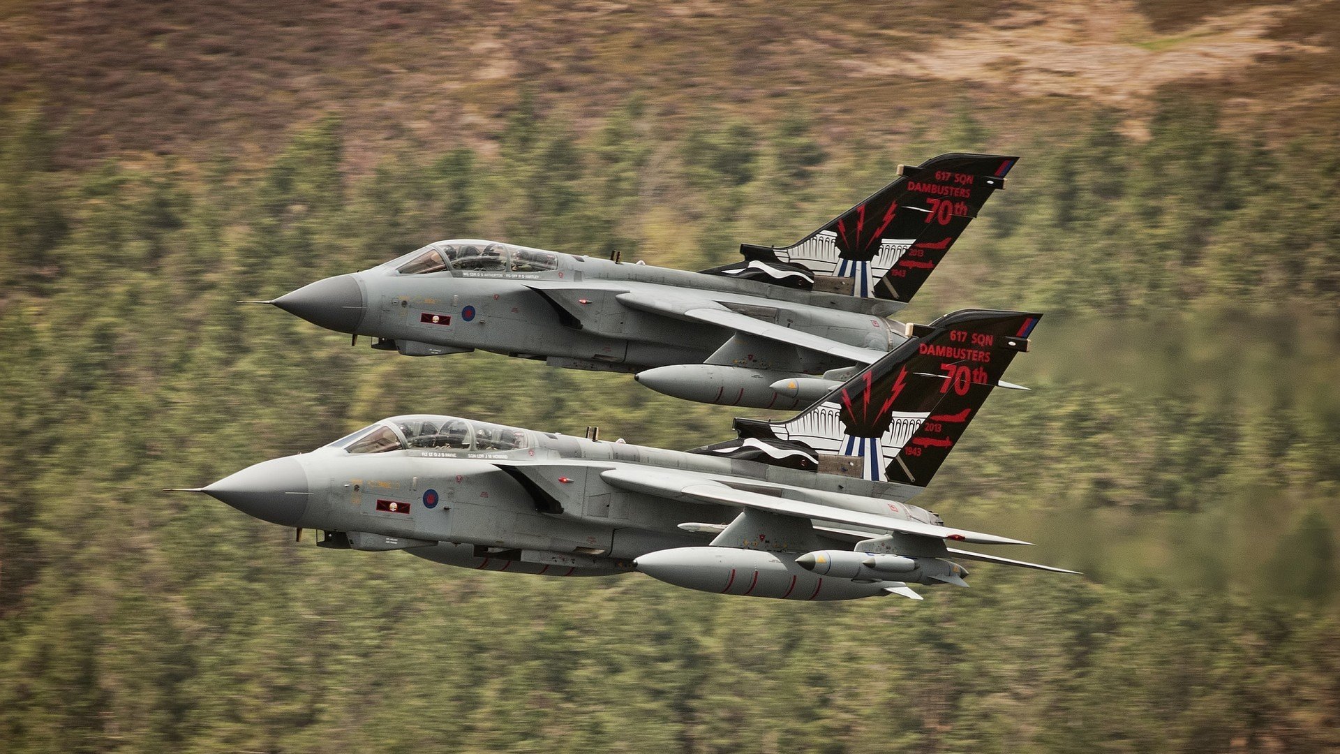 郁金香与红黑魂—蒂亚戈如何在荷兰强压下成为米兰的关键先生