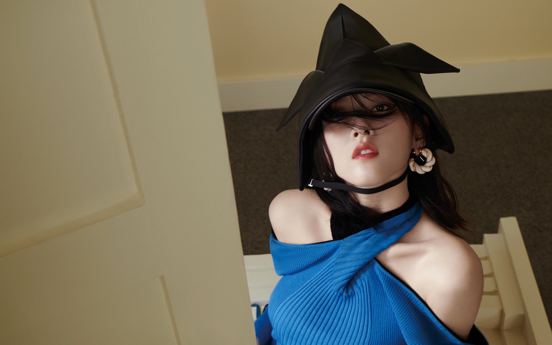 红牛双线，莱比锡突围非洲阴影，福登在银箭赛道接管命运