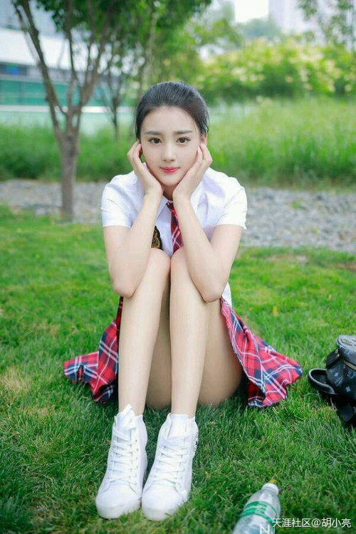 跨域体育盛宴,凯尔特人碾压活塞,武切维奇主宰西甲国家德比