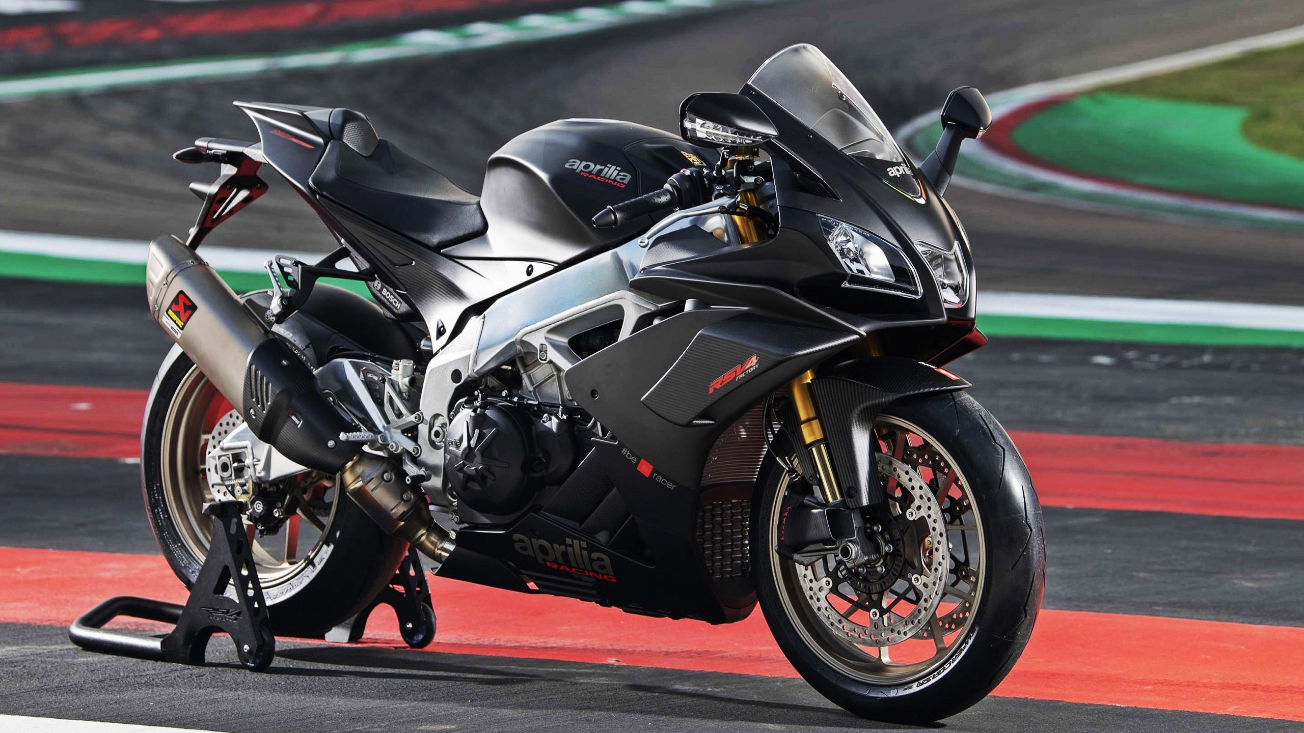 绿茵场上的反转寓言,卢卡库爆发,委内瑞拉压哨击败国际米兰